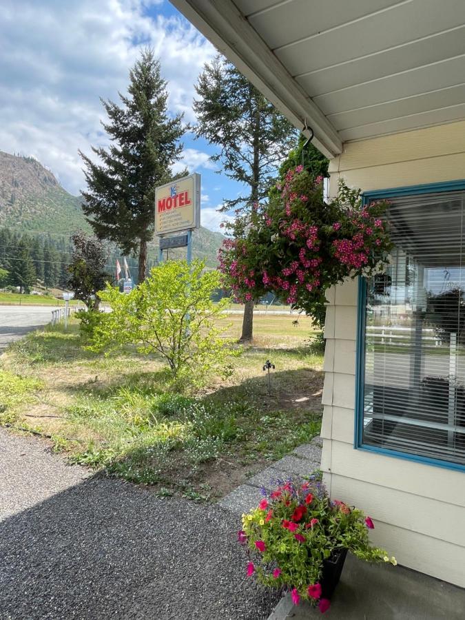 Y-5 Motel Barrière Εξωτερικό φωτογραφία